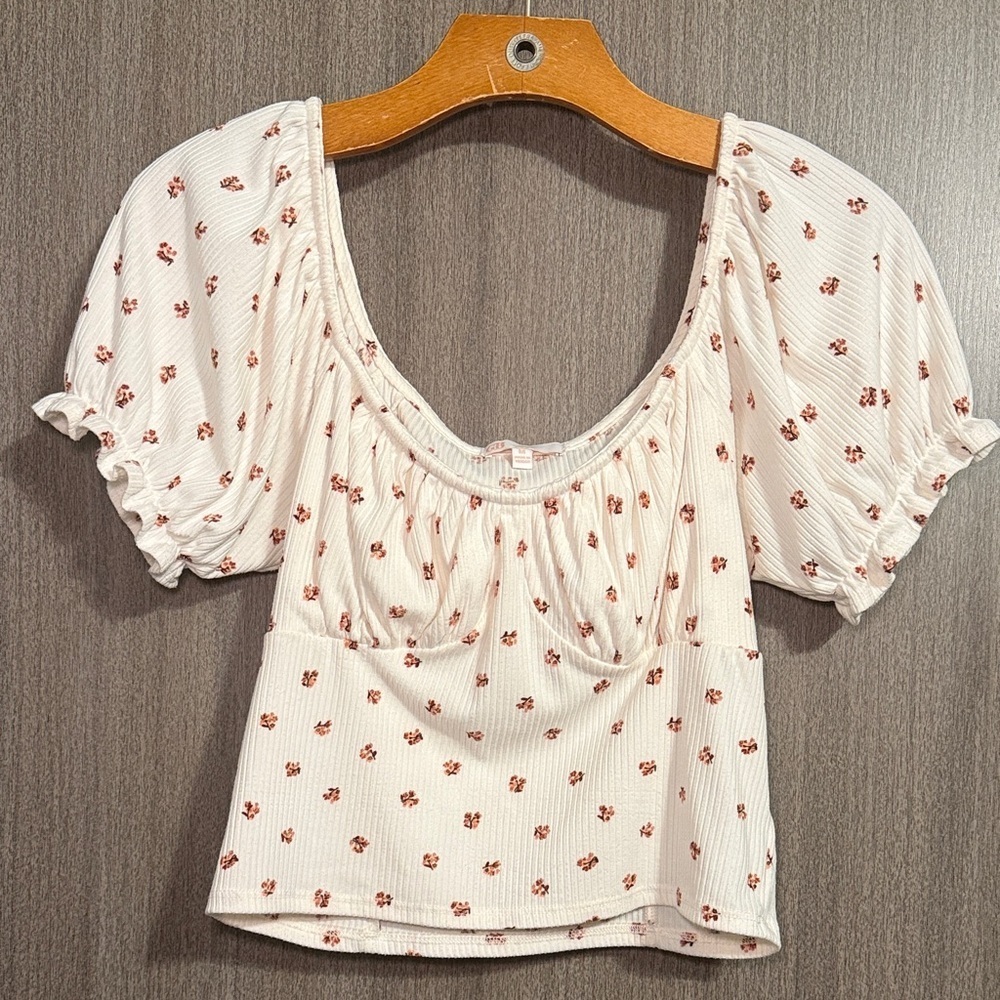 GB Women's Floral Puff Sleeve Scoop Neck Crop Top Blouse Size Medium NWOT